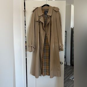 Vintage Tan Burberrys Trench Coat